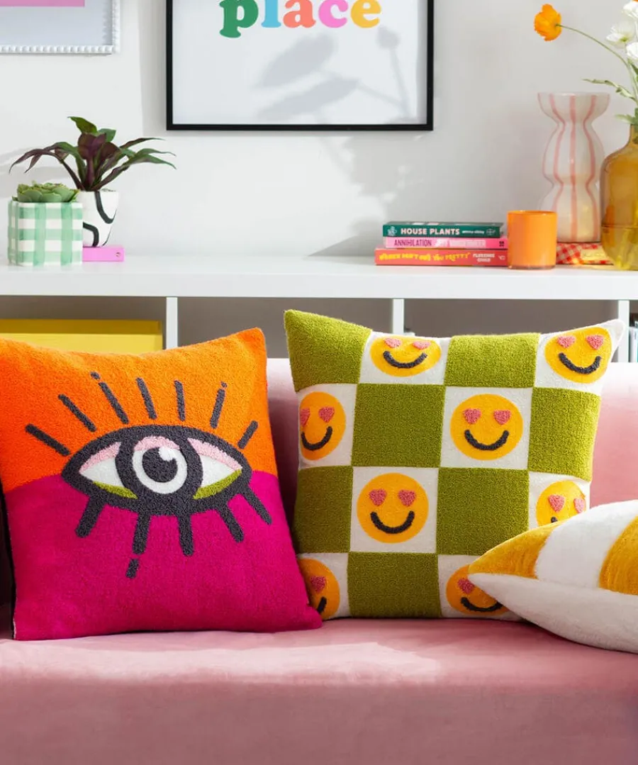 all_eyes_on_you_cushion_3.webp Sale Joe Browns All Eyes On You Cushion Pink