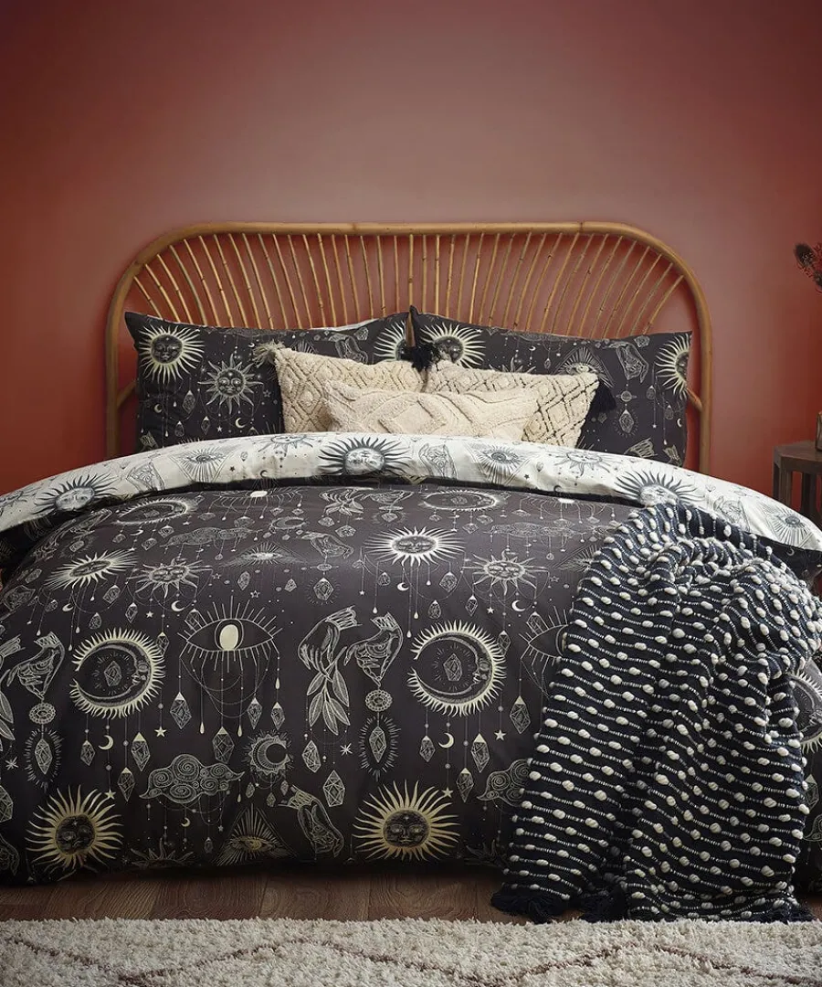 cosmic_comfort_reversible_2.webp Shop Joe Browns Cosmic Comfort Reversible Duvet Set Black