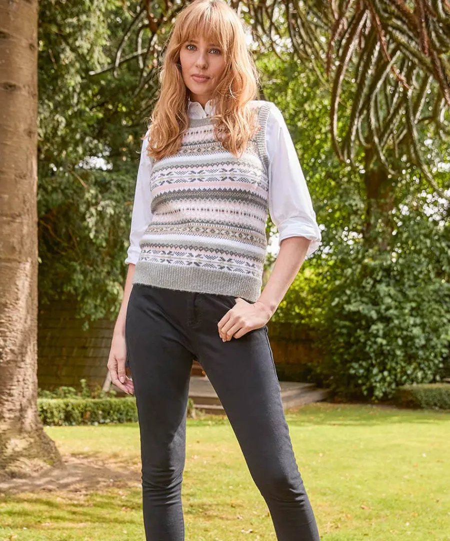 joes_favourite_knitted_ve_1.webp Outlet Joe Browns Joe's Favourite Knitted Vest Grey