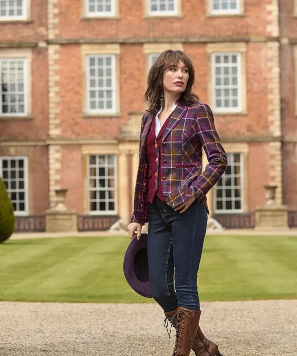 Clearance Joe Browns Joe's Favourite Waistcoat Aubergine