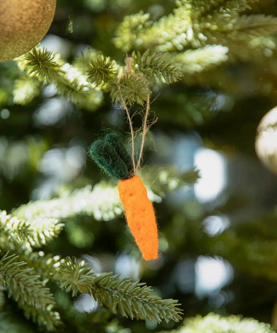 set_of__very_veggie_hangi_2.webp Online Joe Browns Set Of 4 Very Veggie Hanging Christmas Decorations Multi