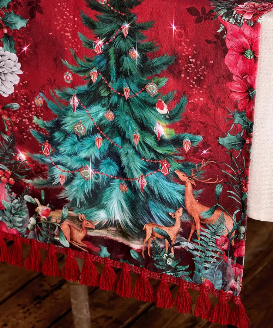 wondrous_woodland_christm_1.webp Store Joe Browns Wondrous Woodland Christmas Table Runner Red