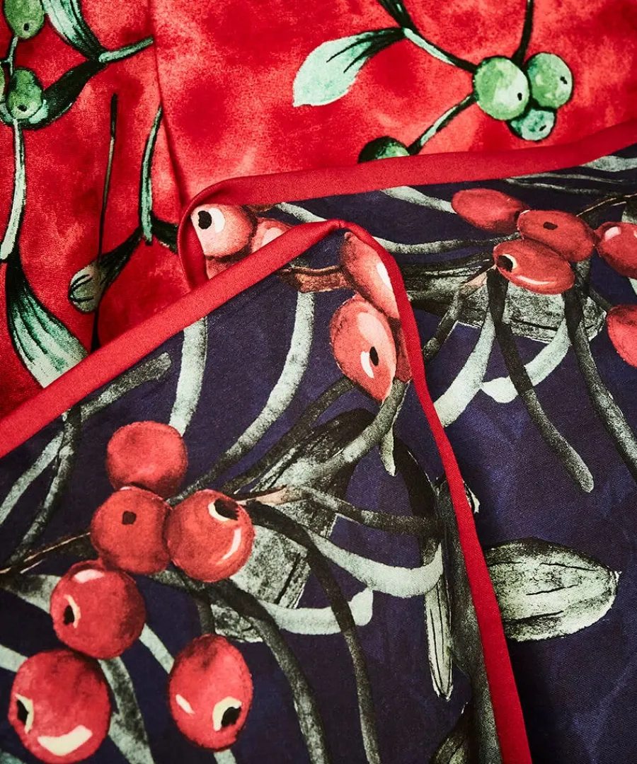 wondrous_woodland_festive_5.webp Store Joe Browns Wondrous Woodland Festive Reversible Duvet Set Blue